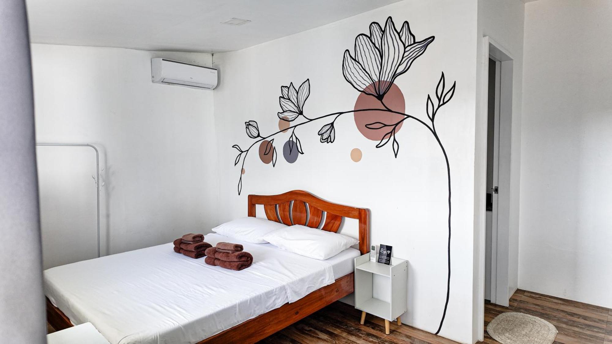 Kasamigos Guesthouse With Fast Internet Puerto Princesa Exterior foto